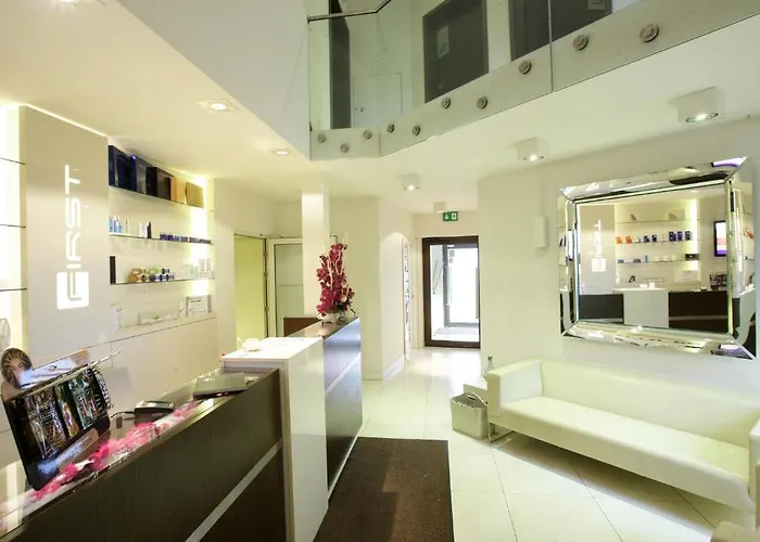 Villa&spa Villa Łomianki